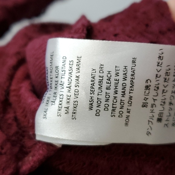 ByTiMo Ruffled Lace long sleeve top size medium maroon - Picture 6 of 7